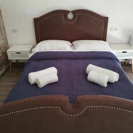 Hotel Hill House Drobeta Turnu Severin Zewnętrze zdjęcie