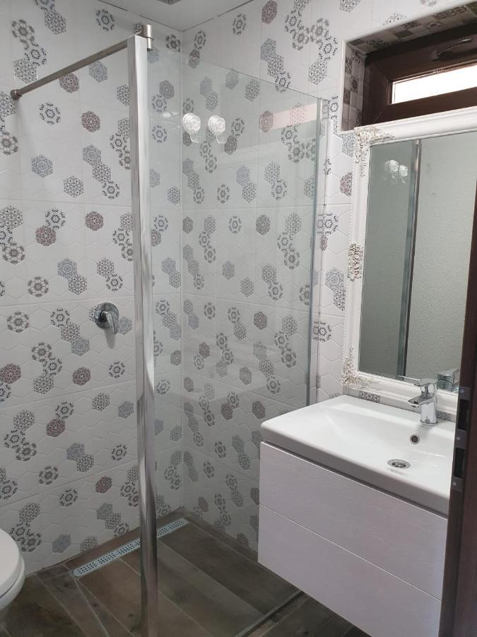 Hotel Hill House Drobeta Turnu Severin Zewnętrze zdjęcie