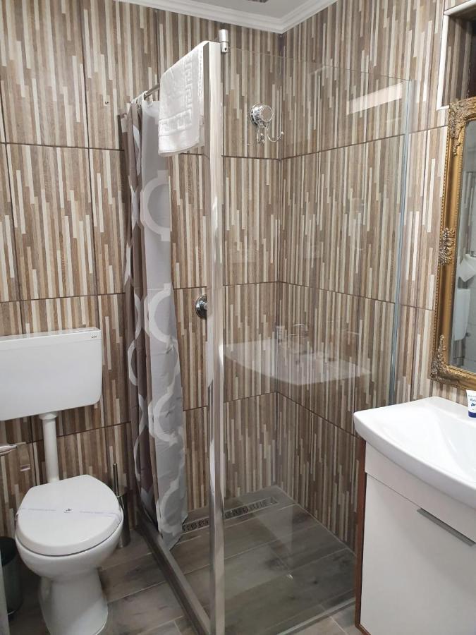 Hotel Hill House Drobeta Turnu Severin Zewnętrze zdjęcie